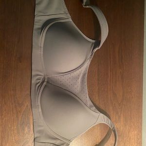 Lululemon run times bra high support 34D